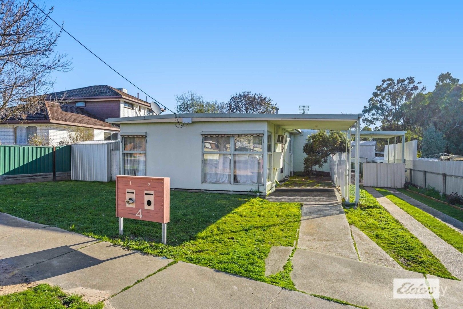 2/4 Sutherland St, Stawell, VIC 3380