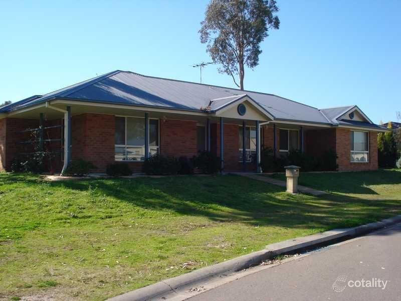 17 Drysdale Cres, Metford, NSW 2323
