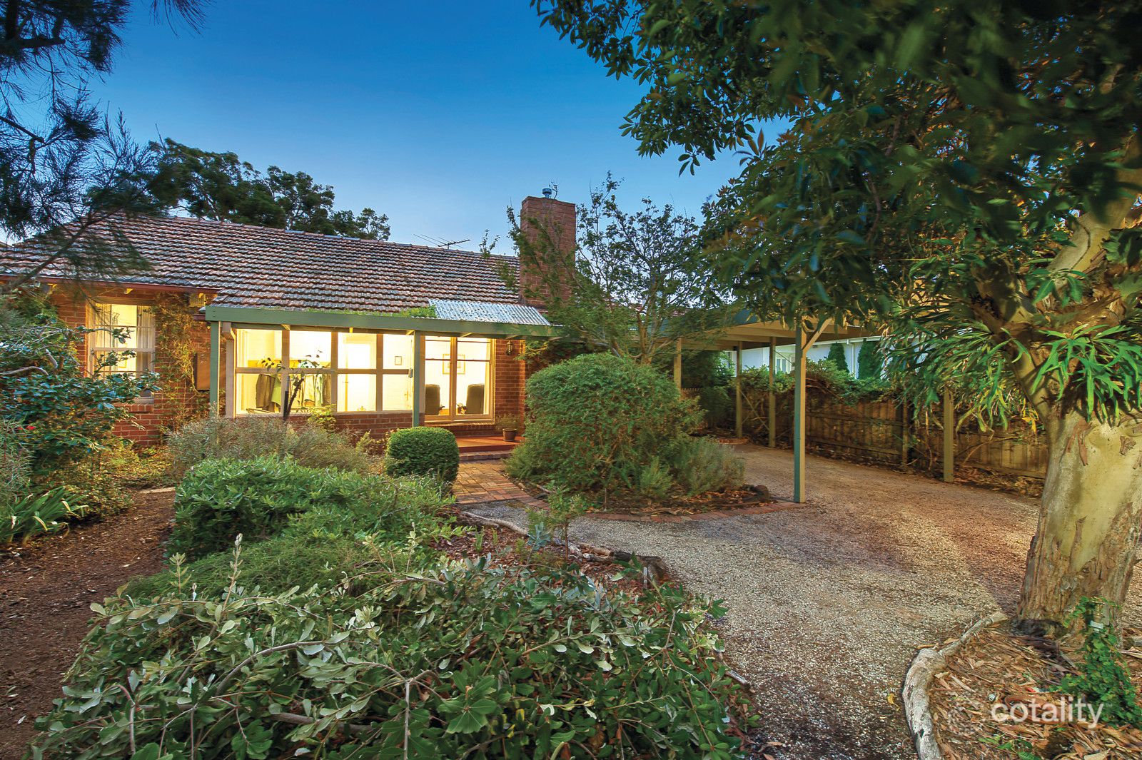 33 Bourneville Ave, Brighton East, VIC 3187