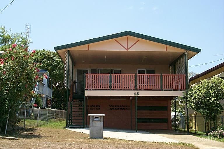 13 Poplar St, Cooee Bay, QLD 4703