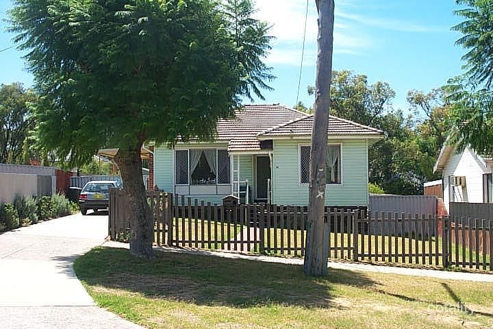 18 Peake Way, Medina, WA 6167