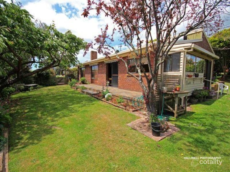 18 Highfield Rd, Ambleside, TAS 7310