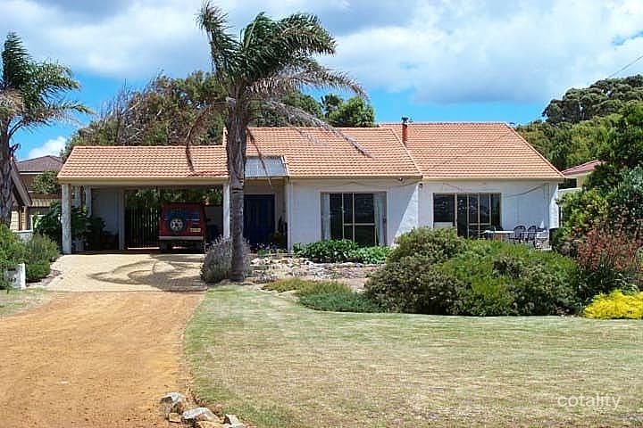 160 Bay View Dr, Little Grove, WA 6330