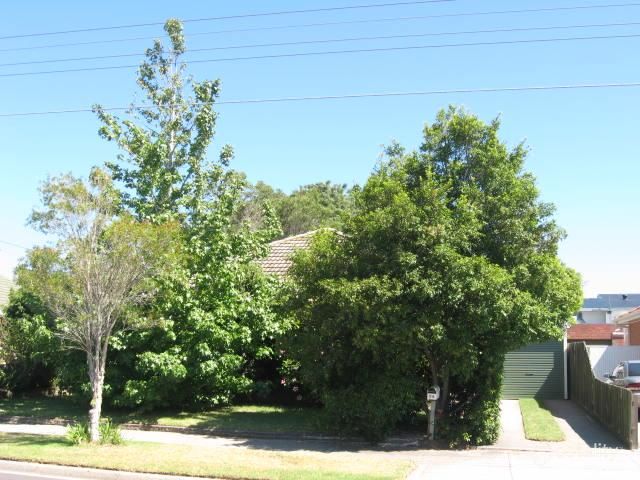 58 Waters Dr, Seaholme, VIC 3018