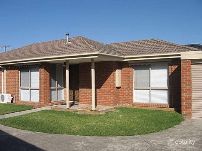 1/4 Holland Ave, Dingley Village, VIC 3172