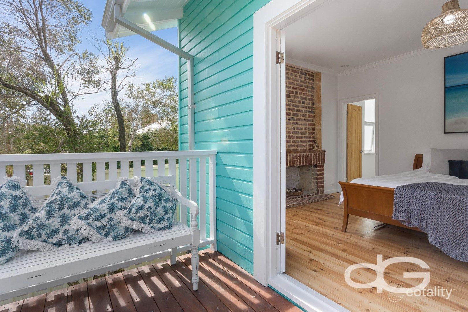 24 Grigg Pl, Hilton, WA 6163