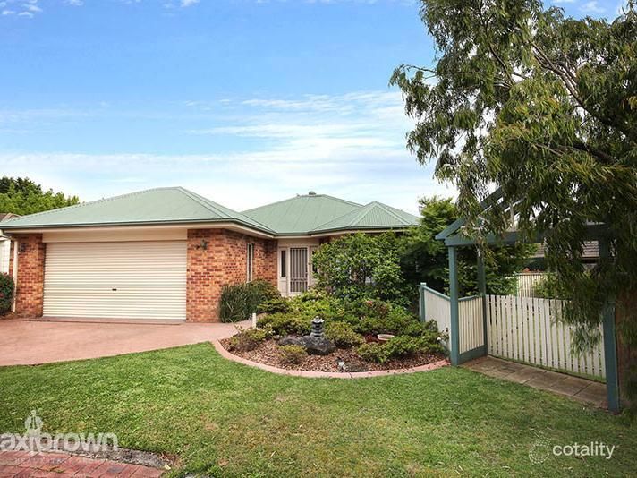 17 Archer Cl, Lilydale, VIC 3140