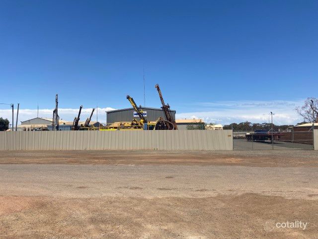 92 Chaffers St, South Boulder, WA 6432