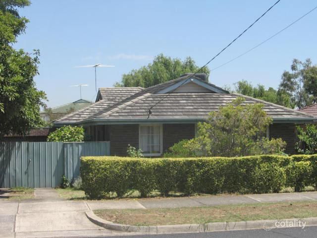 32 Mcclares Rd, Vermont, VIC 3133