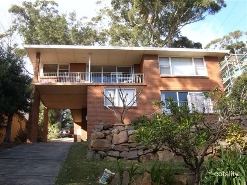 23 Hilltop Ave, Wollongong, NSW 2500