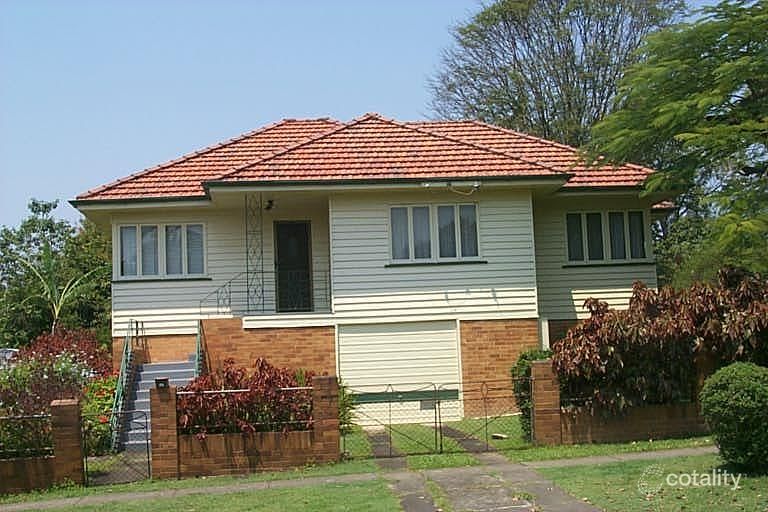 80 Englefield Rd, Oxley, QLD 4075