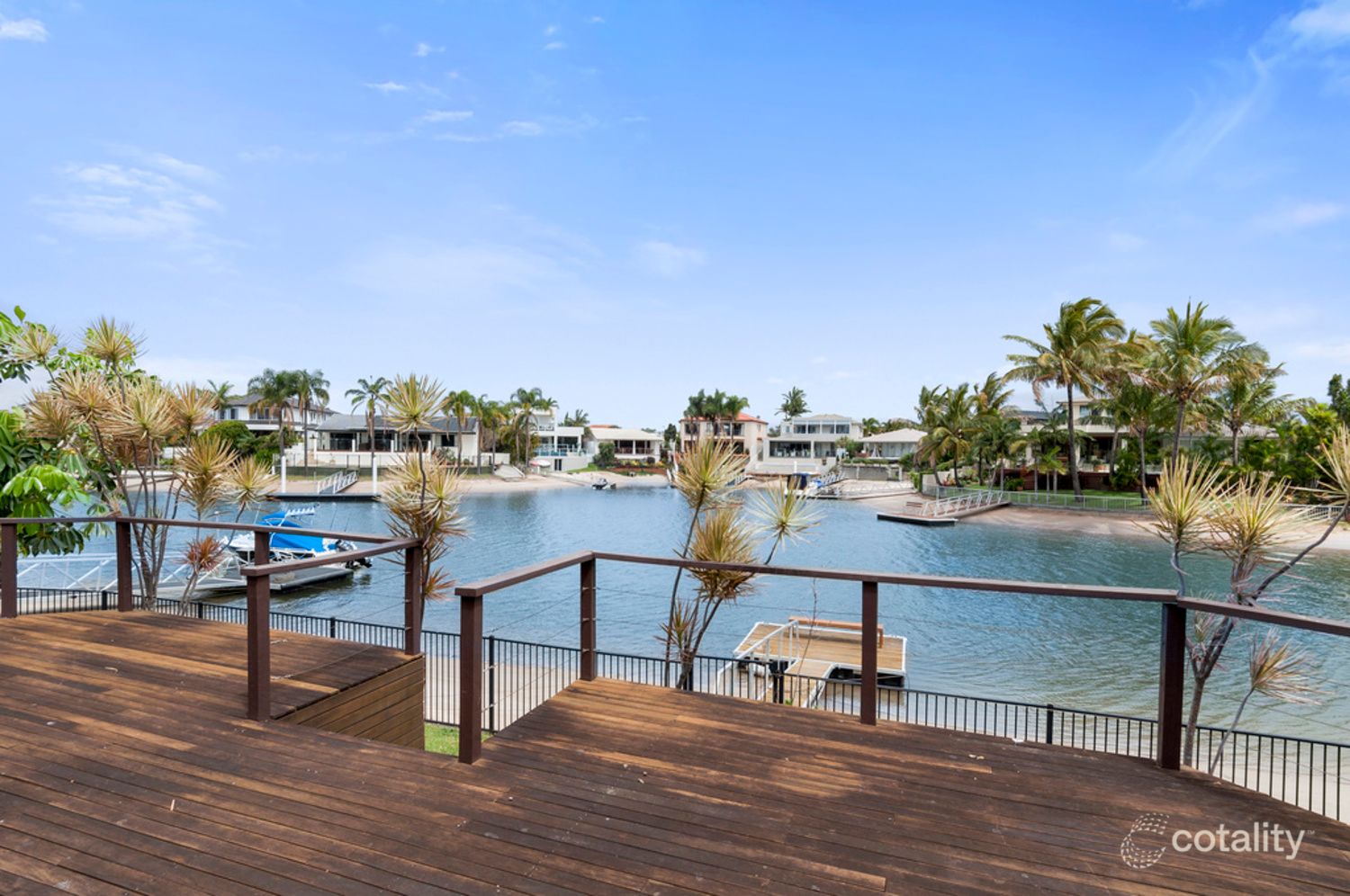 32 Tosti St, Bundall, QLD 4217