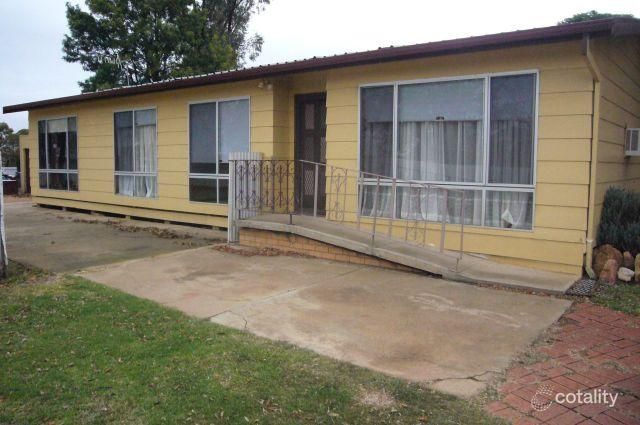 26 Lowde St, Nericon, NSW 2680