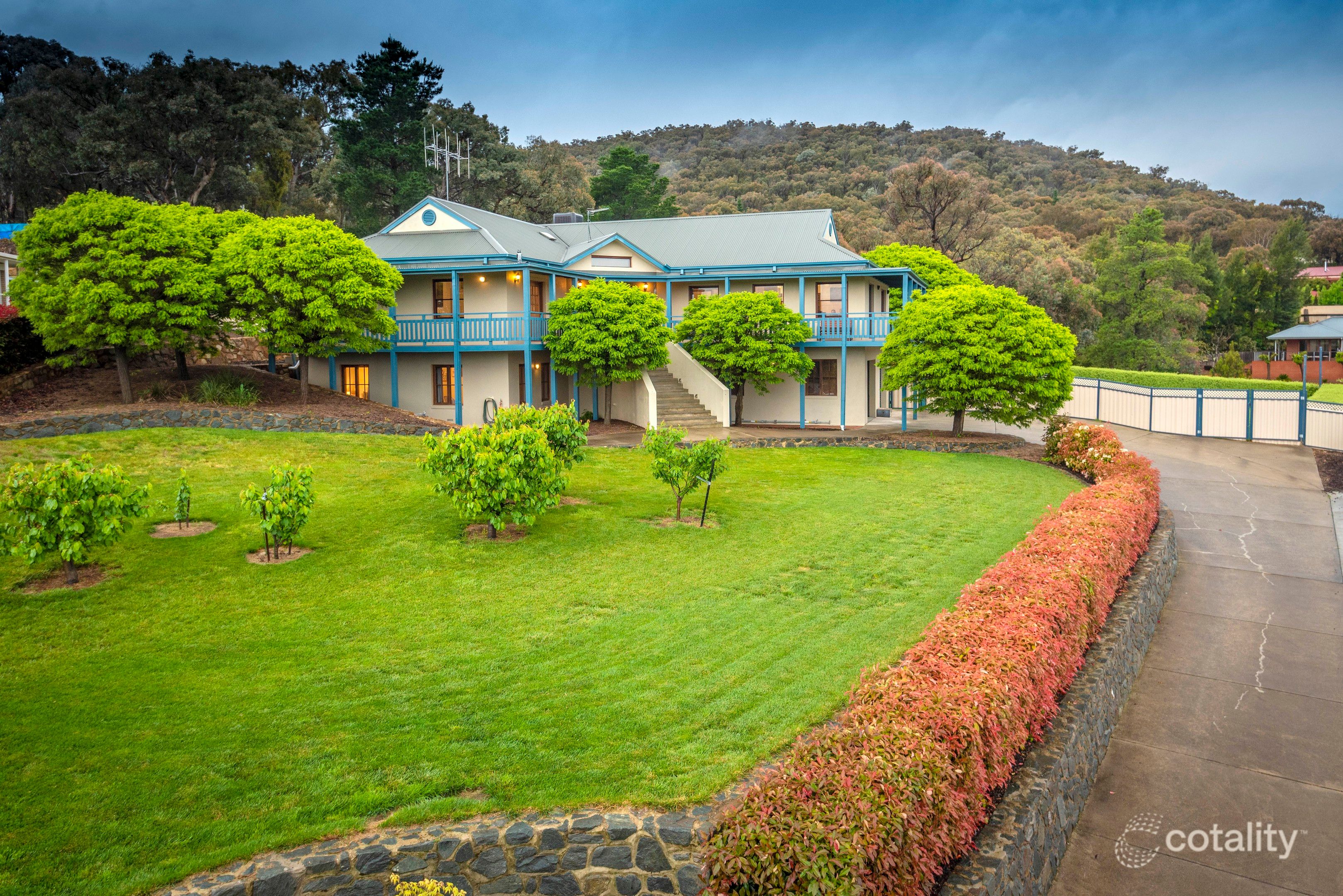 10 Kalang Pl, Jerrabomberra, NSW 2619