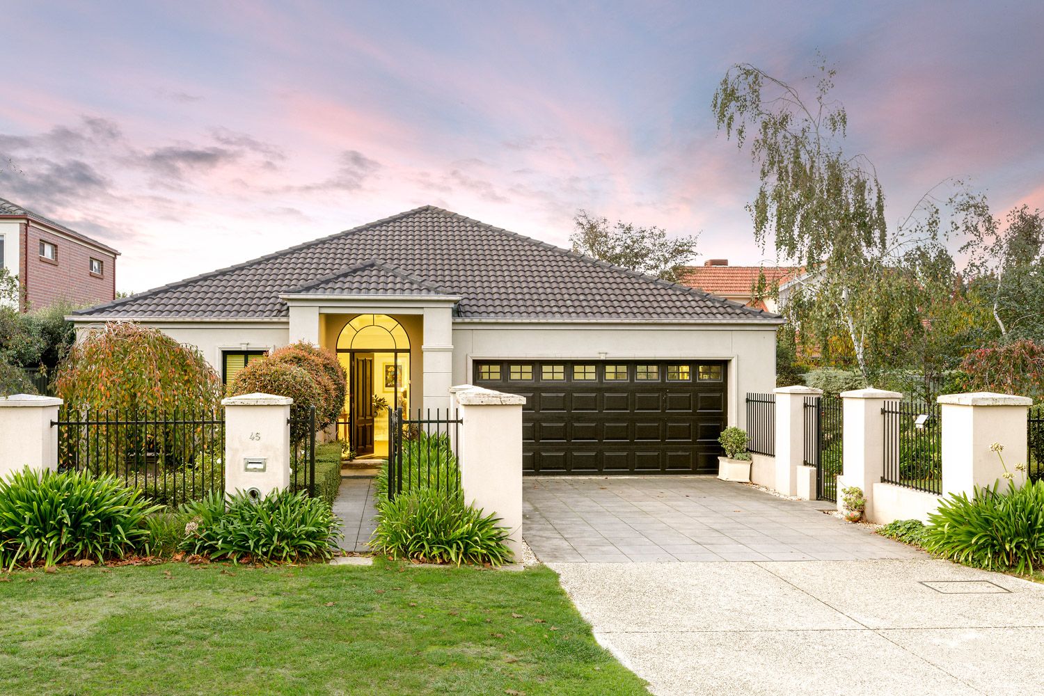 45 St Michaels Pl, Lake Gardens, VIC 3355
