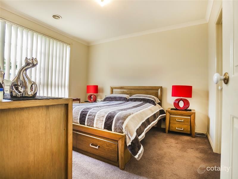 14 Limpopa Sq, Roxburgh Park, VIC 3064