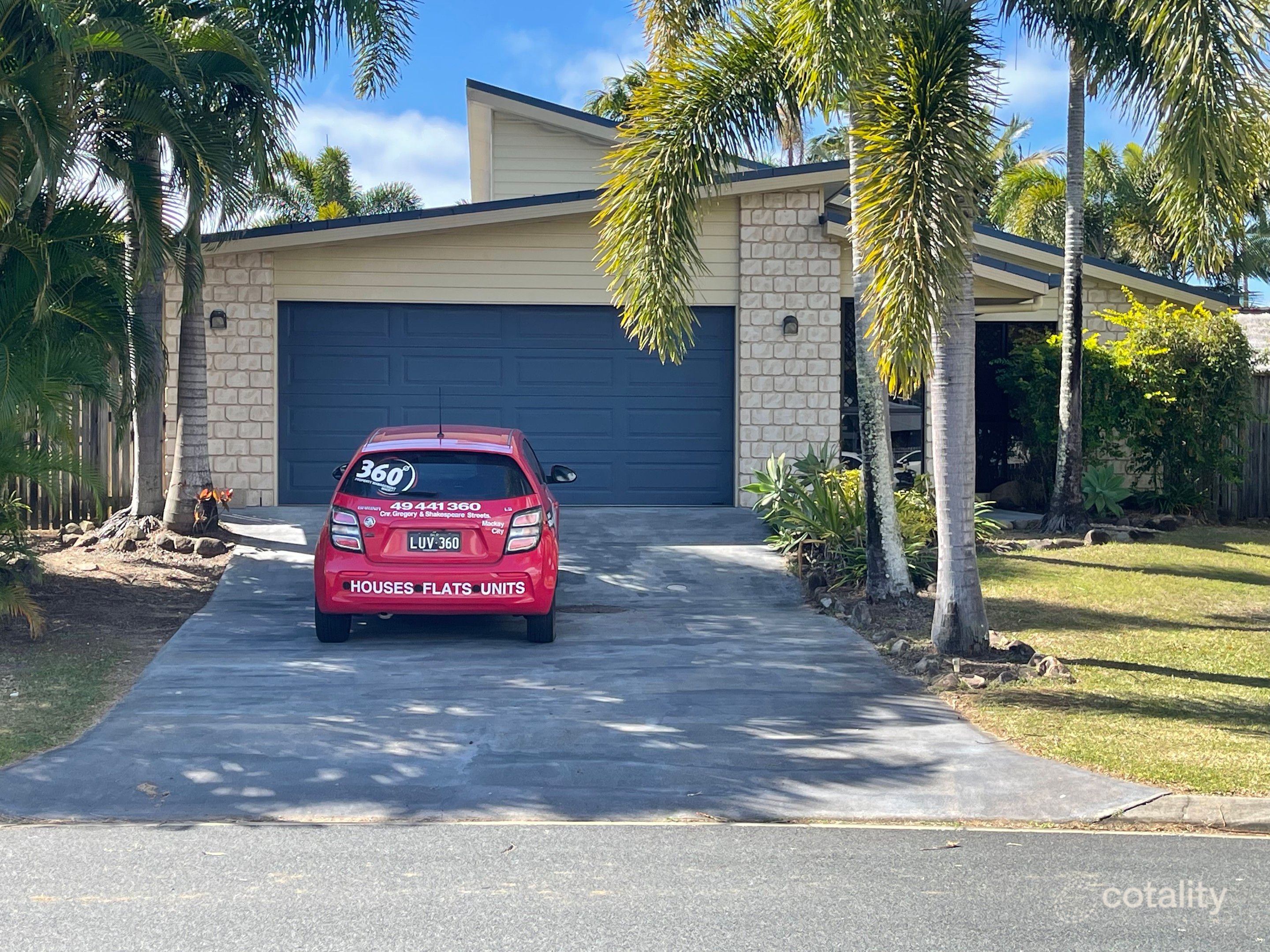 16 Sunseeker Ct, Blacks Beach, QLD 4740