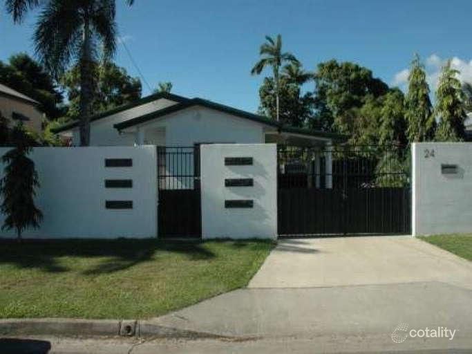24 Dalton St, Bungalow, QLD 4870