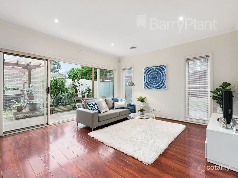 9/3 Kathryn Rd, Knoxfield, VIC 3180