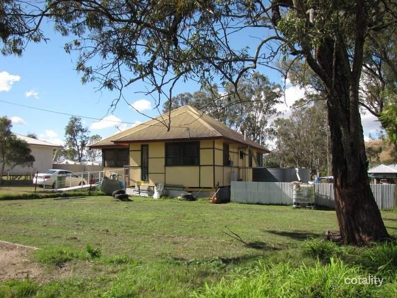 12 Church St, Moore, QLD 4314