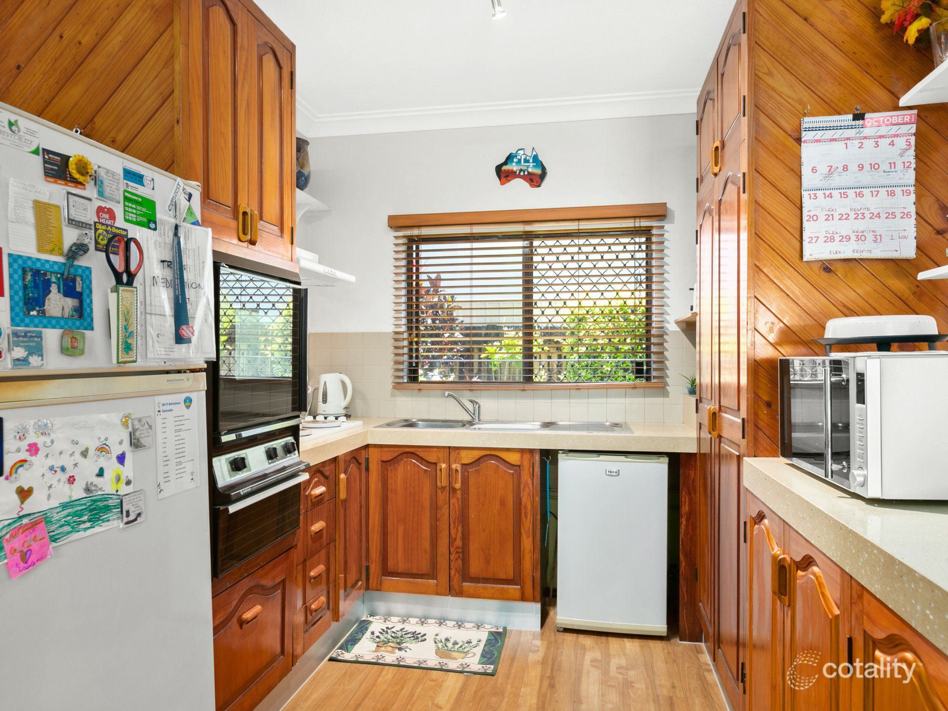 2/11 Mintaro Cres, Woree, QLD 4868