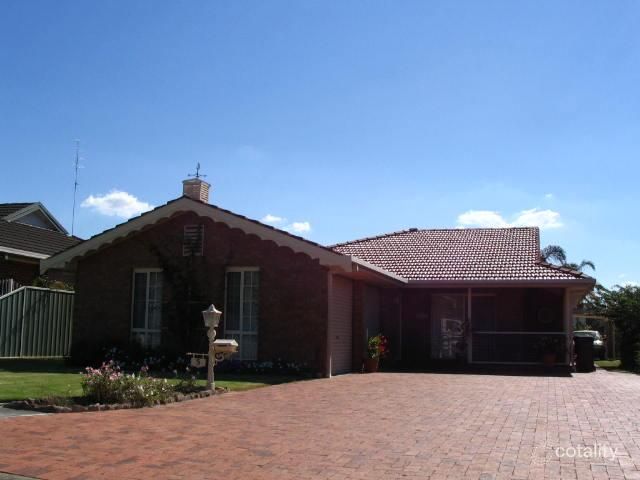 5 Indiana Cl, Warners Bay, NSW 2282