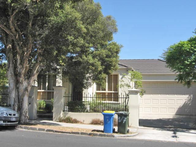 1/7 Westbrook St, Kew East, VIC 3102