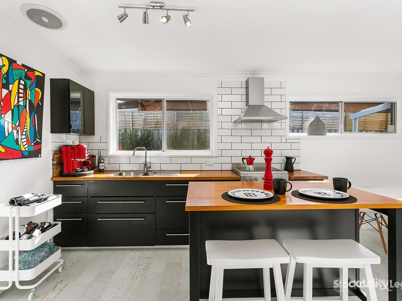 198 Ninth Ave S, Rosebud, VIC 3939
