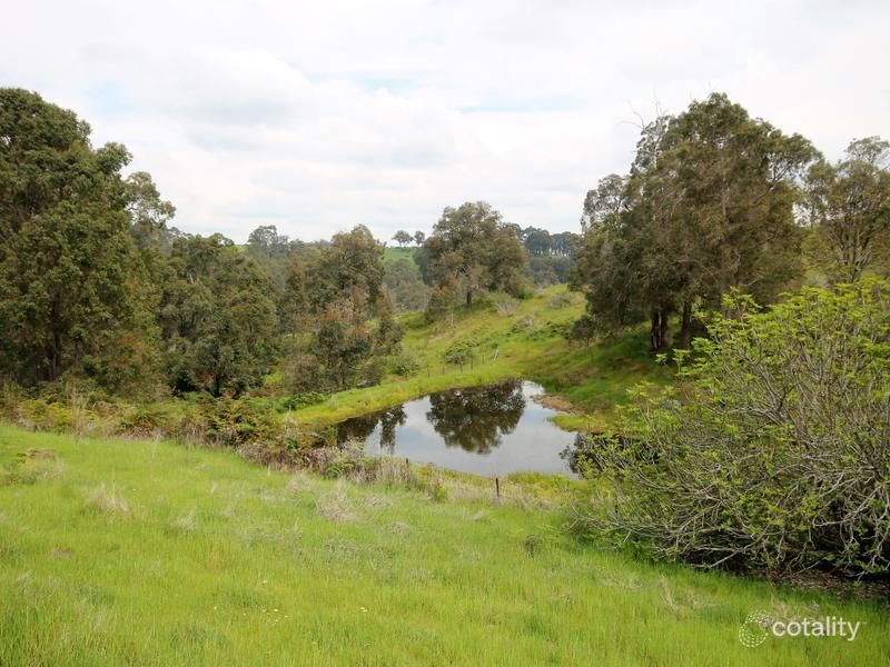 1009 Joshua Creek Rd, Crooked Brook, WA 6236