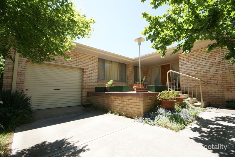 28 White Ave, Armidale, NSW 2350