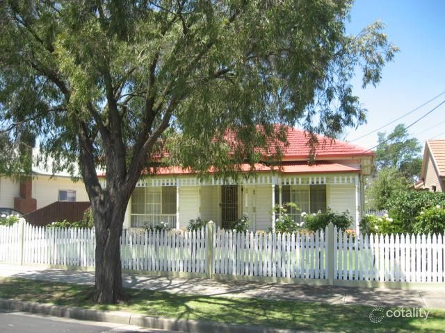 6 Hutchinson St, Albion, VIC 3020