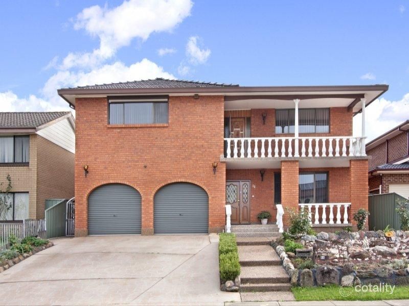65 Brisbane Rd, St Johns Park, NSW 2176