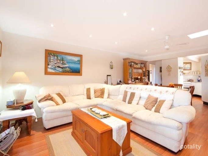 2/33 Heritage Dr, Kanwal, NSW 2259