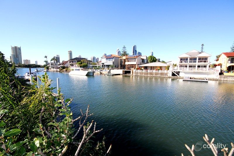 32 Southern Cross Dr, Surfers Paradise, QLD 4217