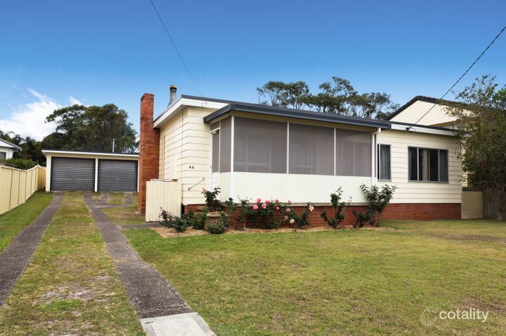 44 Manning St, Manning Point, NSW 2430