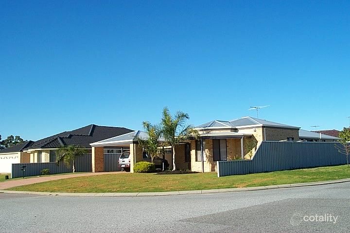 2 Grampian Ct, Cooloongup, WA 6168