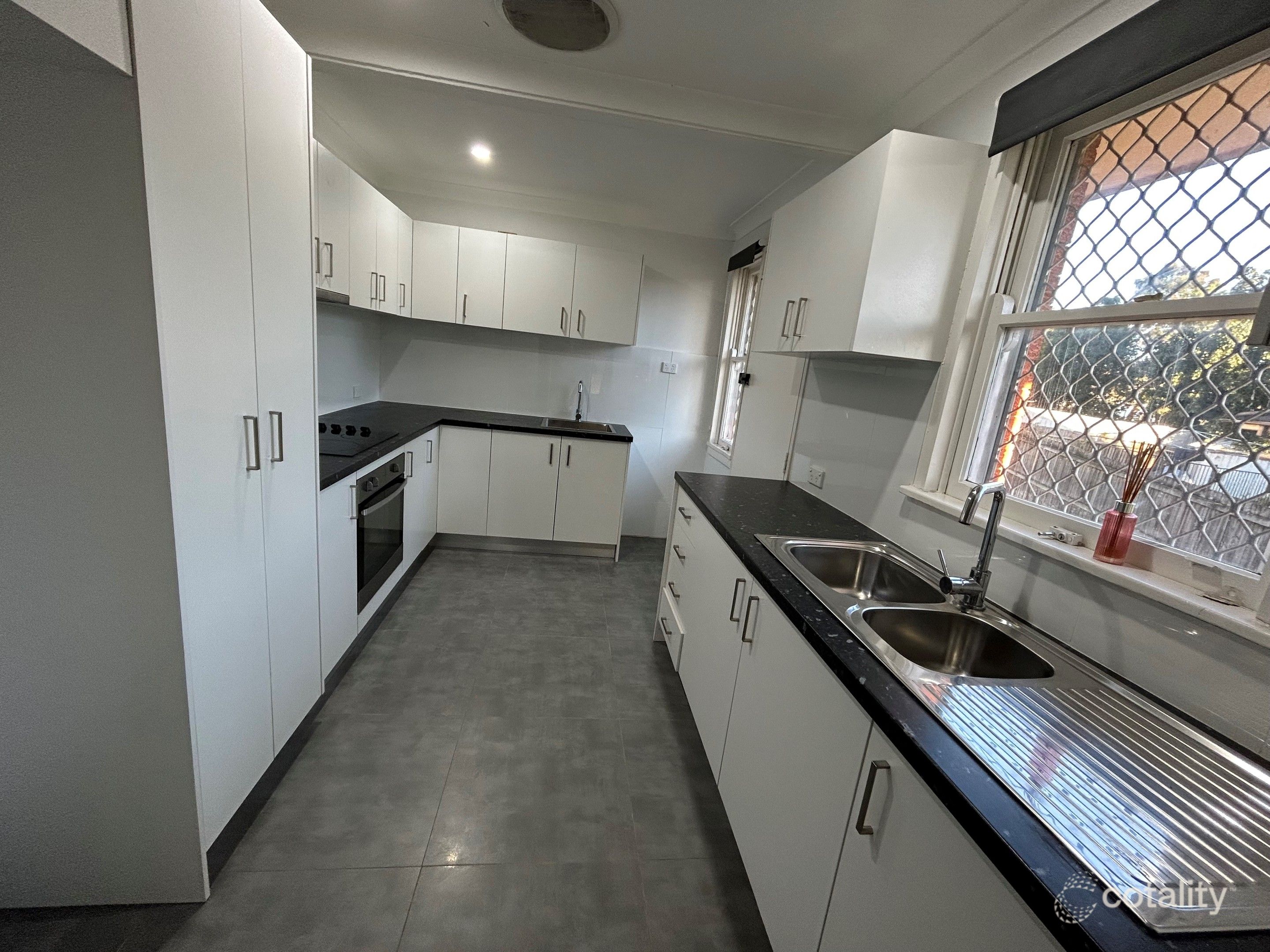 2 Magga Dan Ave, Tregear, NSW 2770