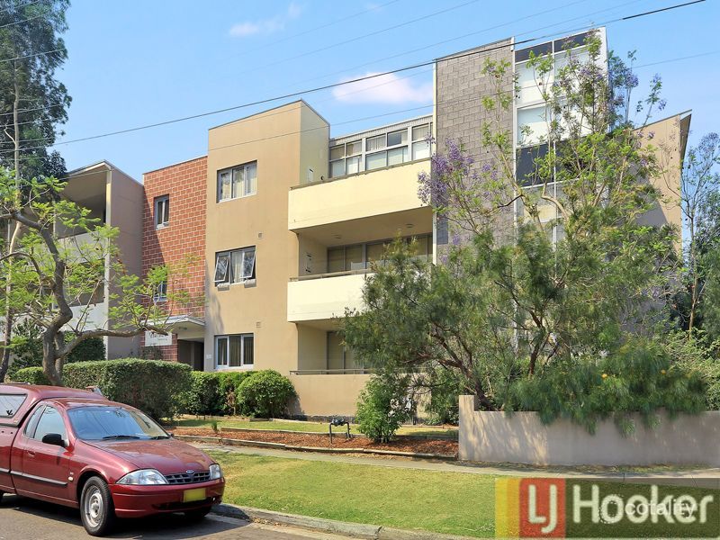 10/2a-6 Lydbrook St, Westmead, NSW 2145