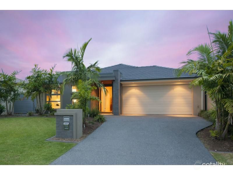 9129 Peter Senior Dr, Hope Island, QLD 4212