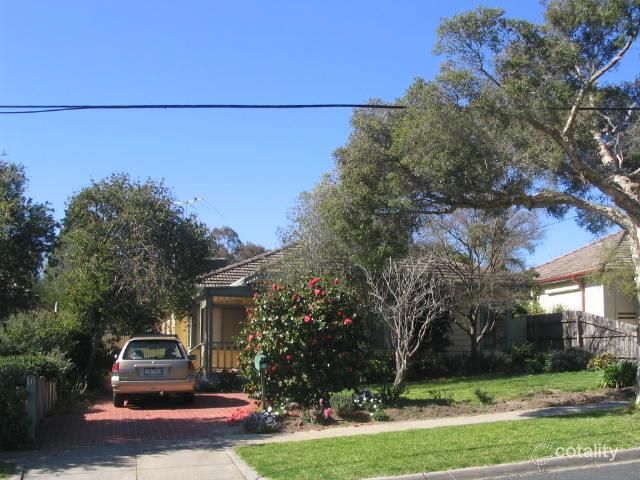 11 Clanbrae Ave, Burwood, VIC 3125