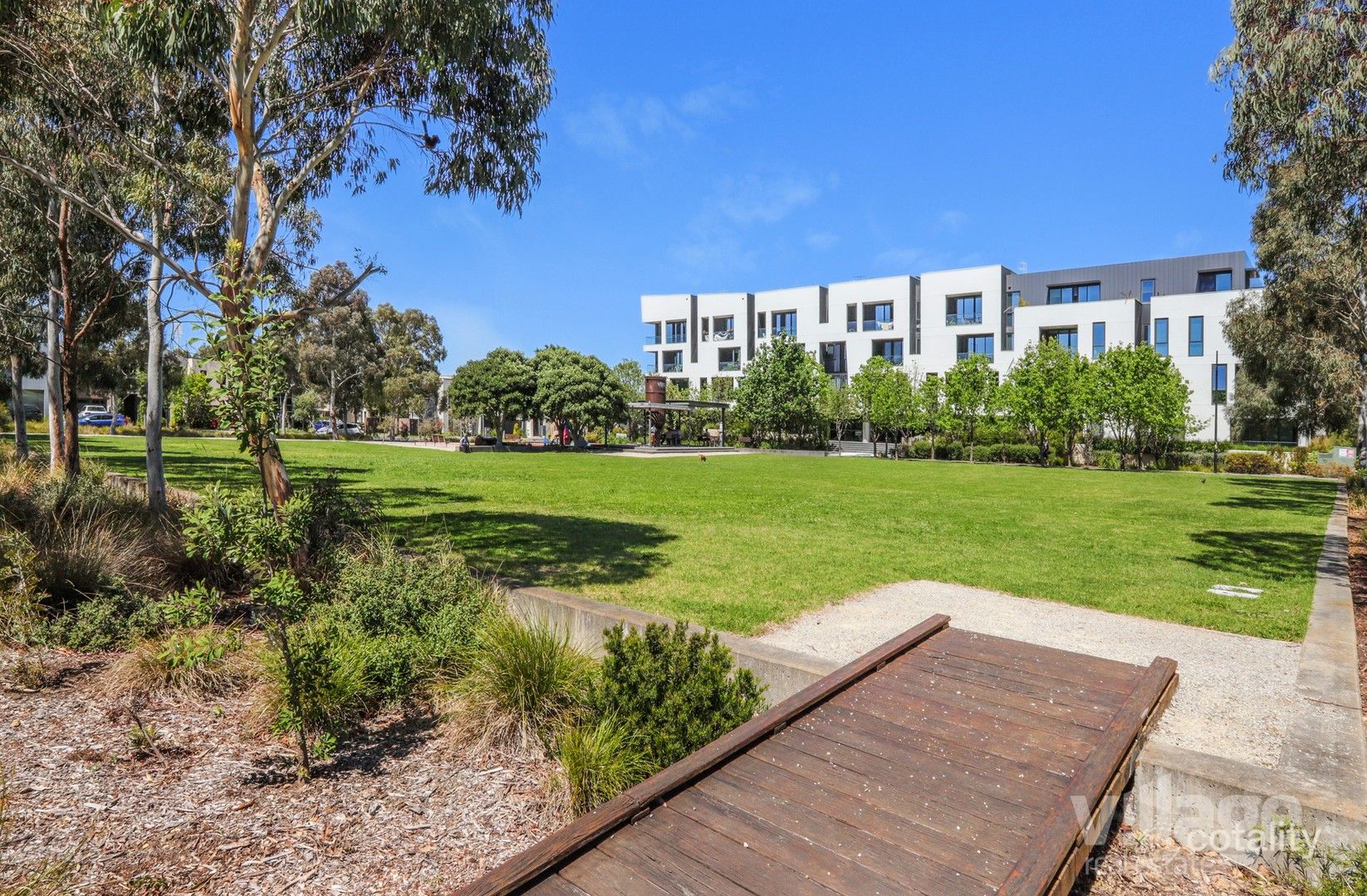 20 Mcdougall Dr, Footscray, VIC 3011