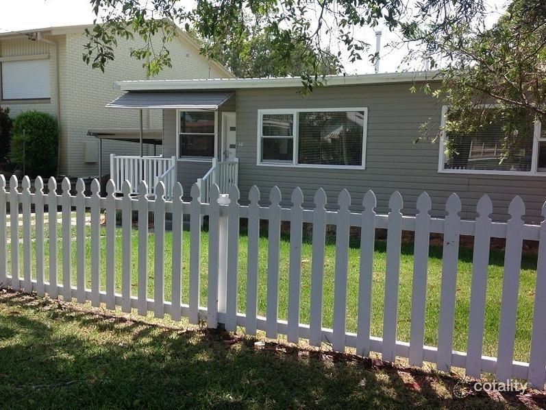 62 Dampier Bvd, Killarney Vale, NSW 2261