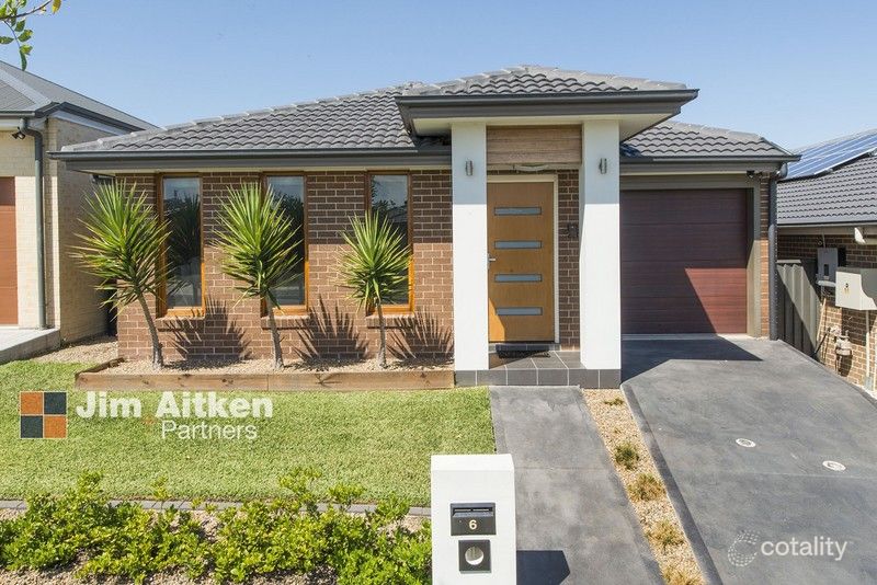 6 Cropton St, Jordan Springs, NSW 2747