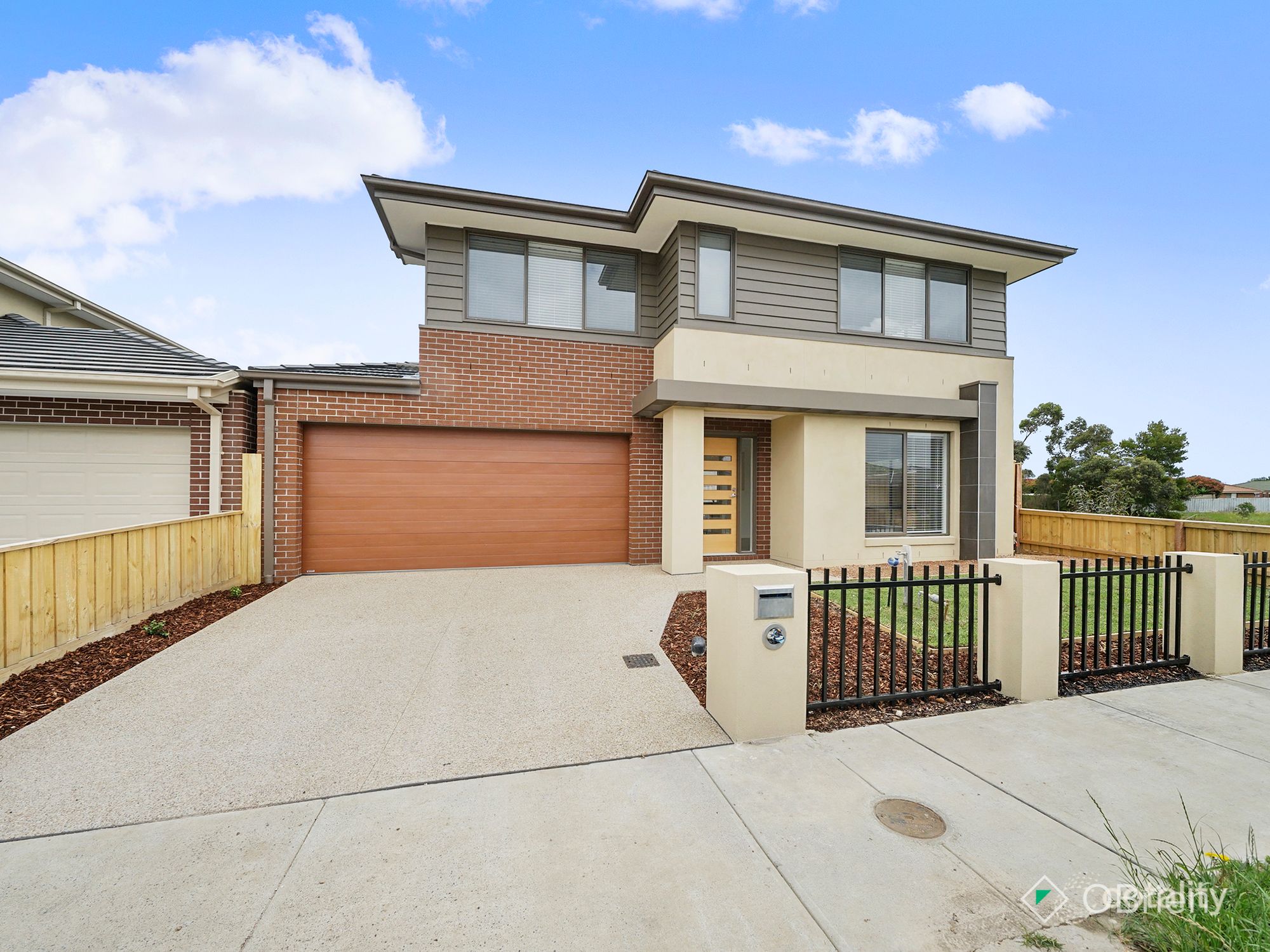 15 Armidale Dr, Pakenham, VIC 3810