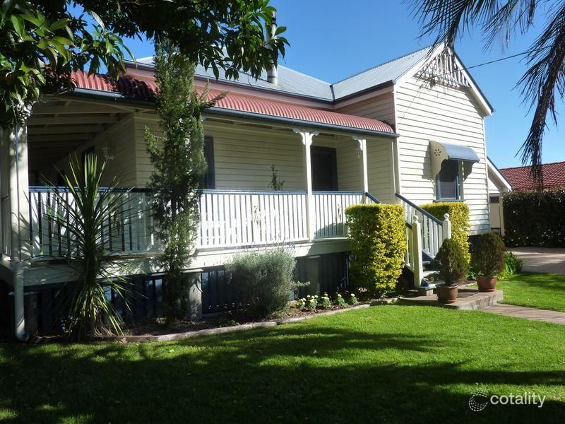 226 South St, South Toowoomba, QLD 4350