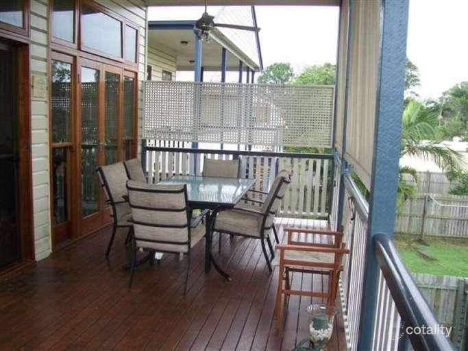 9 Brook St, Kalinga, QLD 4030