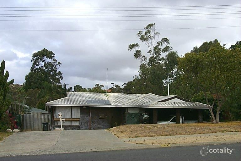 20 Craigie Dr, Craigie, WA 6025