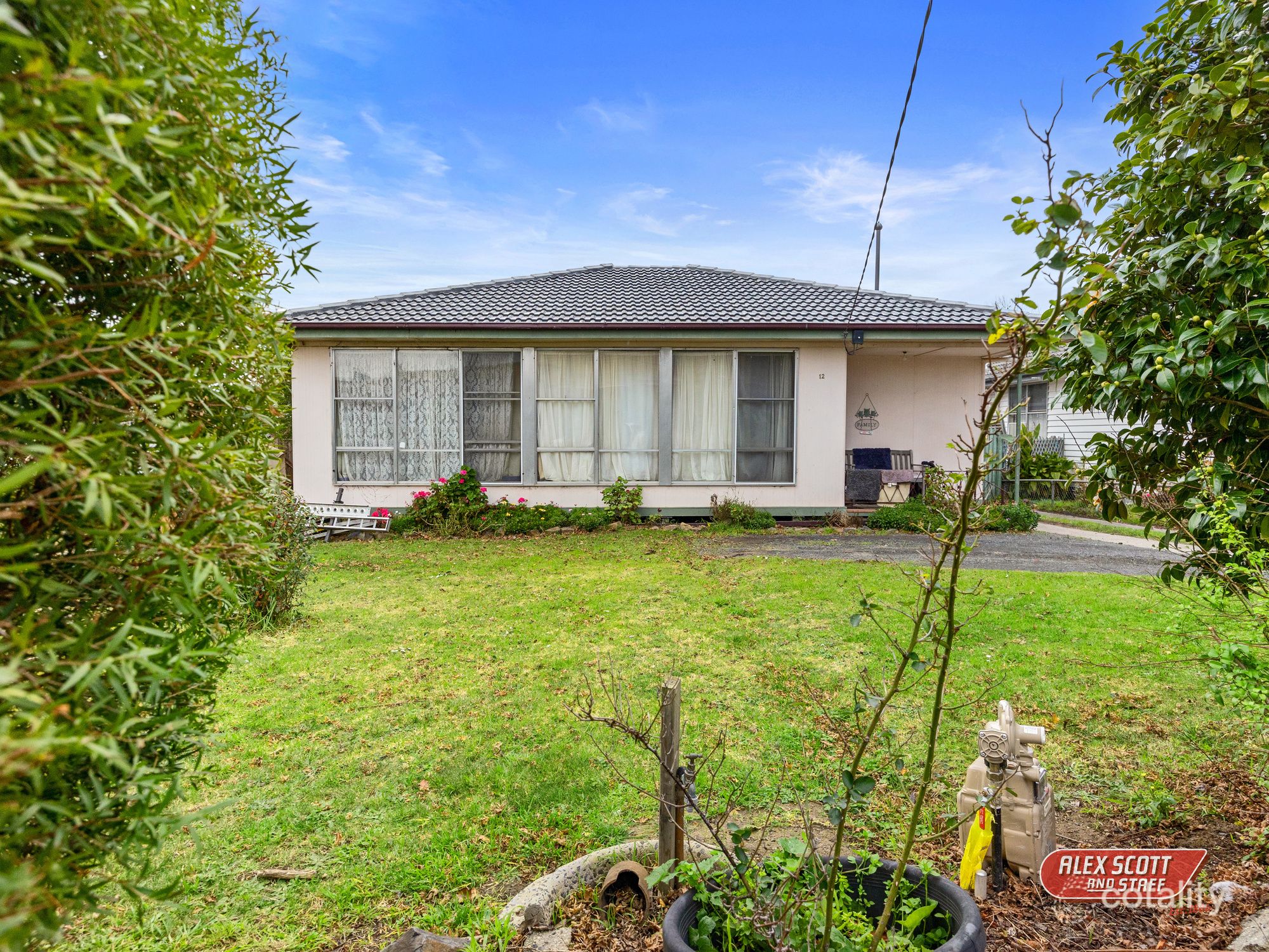12 Sloan Ave, Leongatha, VIC 3953