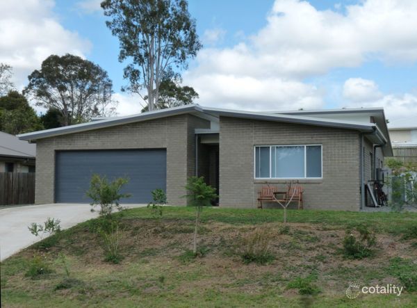 9 Rocklea Dr, Southside, QLD 4570