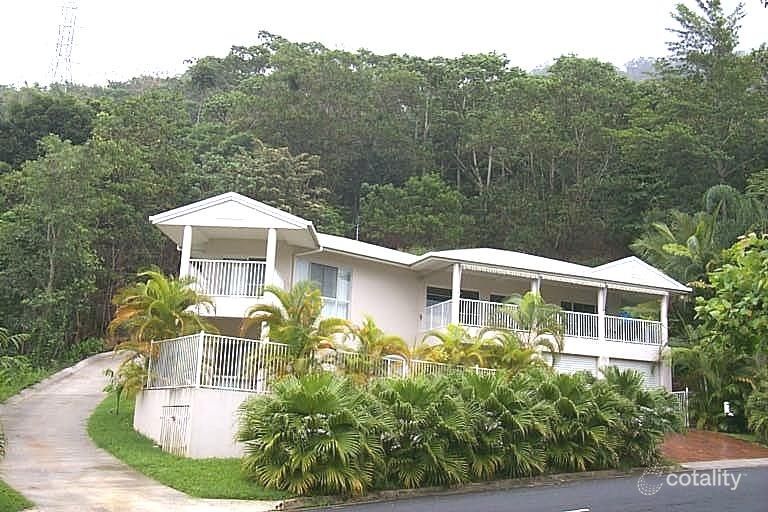 21 Minerva Ave, Mooroobool, QLD 4870